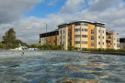 The Pavilions By Select Sa - Slough