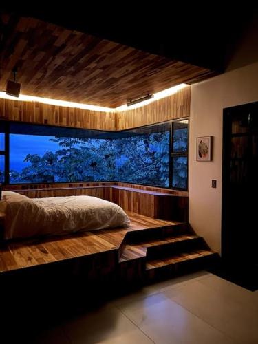 Unique peaceful cabin in the sky