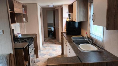 3 bed static 12ft caravan home from home somerset