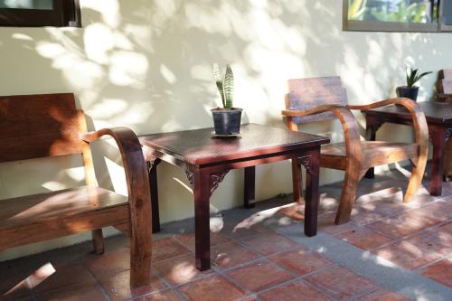 Elegant Lanna Guesthouse Room Type - Twin Room with Balcony