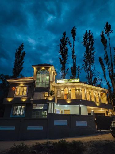 PYRAMID LODGE Skardu