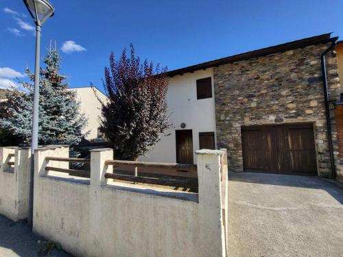 Casa con Vistas hacia la Montaña en Angoustrine - Location saisonnière - Angoustrine-Villeneuve-des-Escaldes