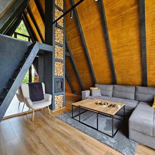 Loon Moon Mountain Chalets in 塞拉耶佛郊區