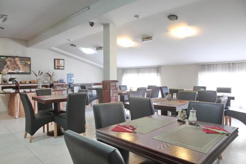 ห้องอาหาร, Happy Star Club in วอซโดวัซ