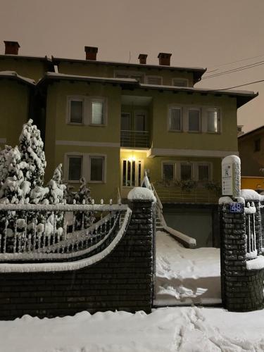 Bus Station Hostel in Priština