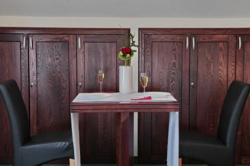 อาหารและเครื่องดื่ม, Happy Star Club in วอซโดวัซ