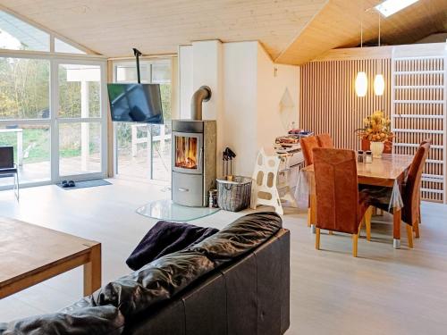  10 person holiday home in Ringk bing in Søndervig
