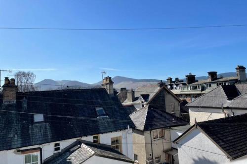 Fell Top View - Fantastic Keswick Centre apartment