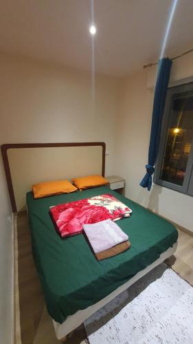 room detail thumbnail 2