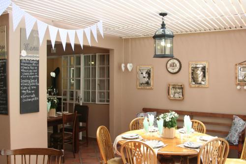 Greenfields Guesthouse & Restaurant