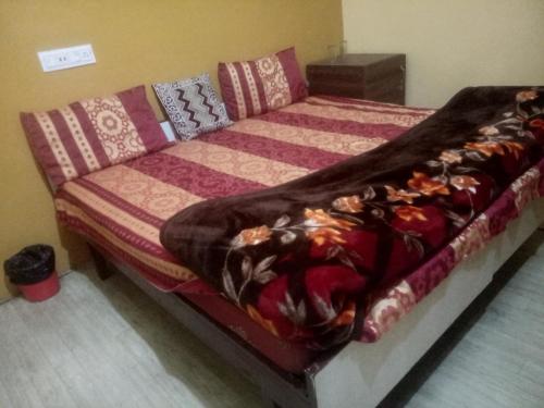 HOTEL HELIX -- RAJPURA -- Budget Rooms for Family, Couples, Solo Travellers