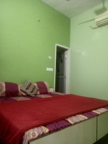 HOTEL HELIX -- RAJPURA -- Budget Rooms for Family, Couples, Solo Travellers