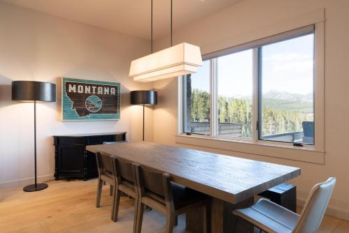 80B Lodgeside by Moonlight Basin Lodging in Big Sky, USA