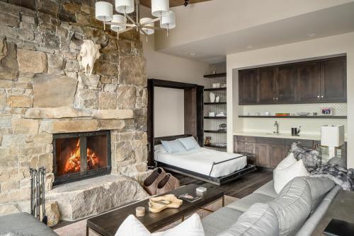 4B Lodgeside by Moonlight Basin Lodging in Big Sky, USA