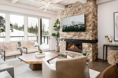 9 Wildwood by Moonlight Basin Lodging