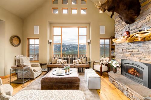 3 Bandit Way by Moonlight Basin Lodging in Big Sky, USA