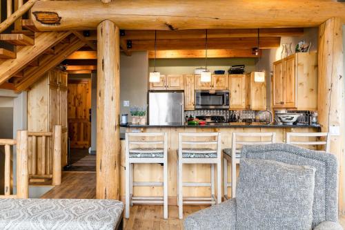 3 Bandit Way by Moonlight Basin Lodging in Big Sky, USA