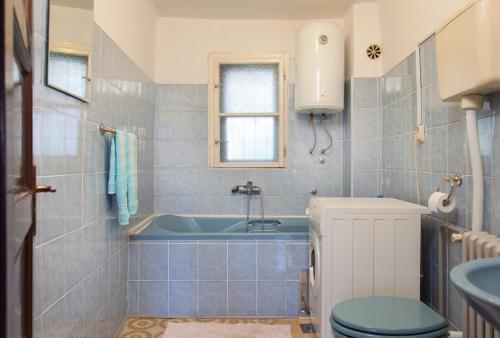 Guesthouse Nina - image 3