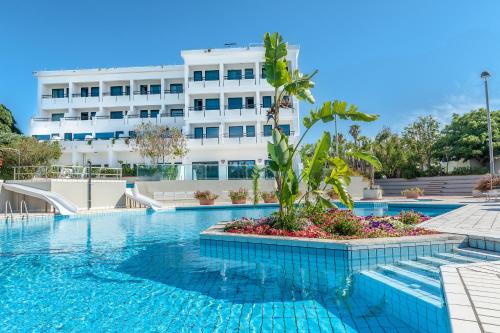 Acacia Marina - image 12