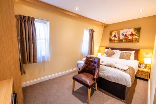 The Shoreditch Inn - image 8