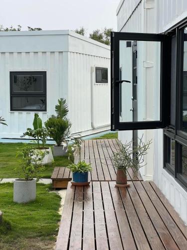 Exterior view, Second hostel in Liuqiu