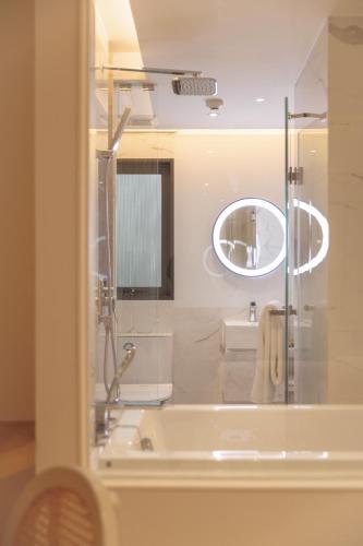 508757794 CORRIDOR 2407