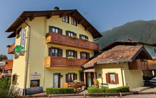 Accommodation in Pinzolo