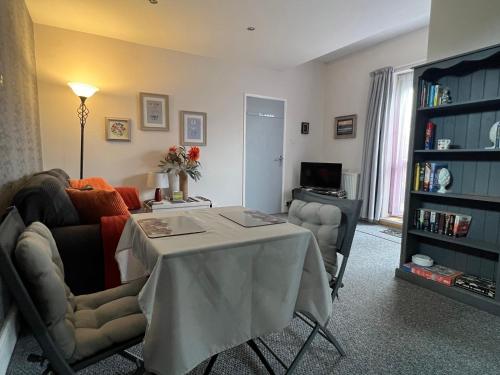 Sandford House Den - Apartment - Seaford