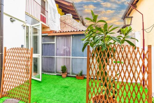 [10 min Torino] Moderna Casa Due Piani con Cortile