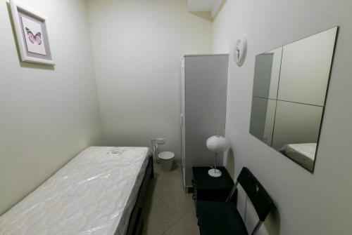 Small Budget Rooms for 'girls' only in Dubai, Marina, Dubái (foto 4)