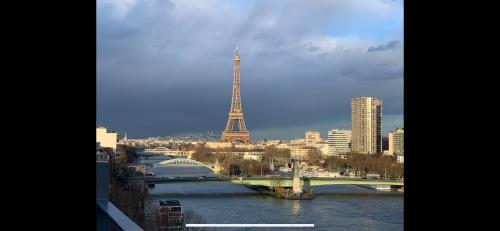 Appartement vue Tour Eiffel paris 16 Eme - Location saisonnière - Paris