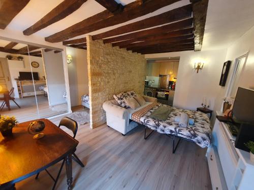Le cosy entre Paris et Versailles avec parking gratuit à 5 min (Le cosy entre Paris et Versailles avec parking gratuit a 5 min) in Chaville
