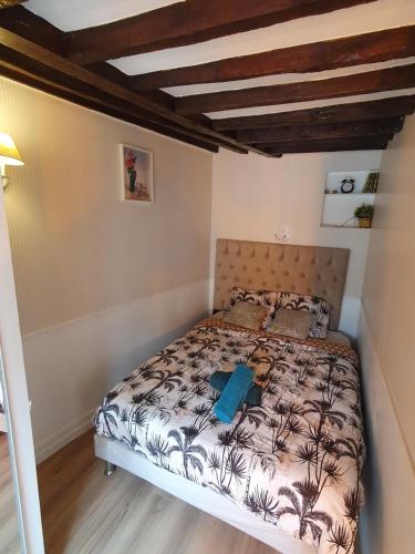 Le cosy entre Paris et Versailles avec parking gratuit à 5 min (Le cosy entre Paris et Versailles avec parking gratuit a 5 min) in Chaville