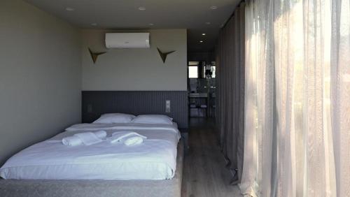 Velour Hotel Spa Restaurant – Sakarya, WI