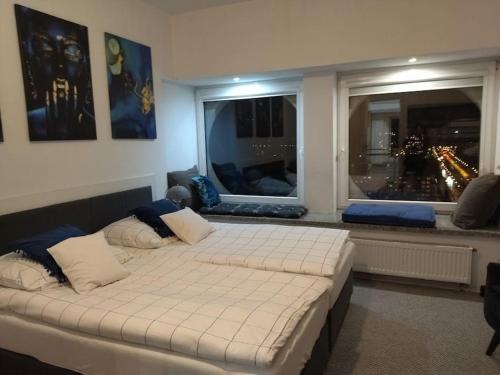 Two-Bedroom Apartment with City View image 10