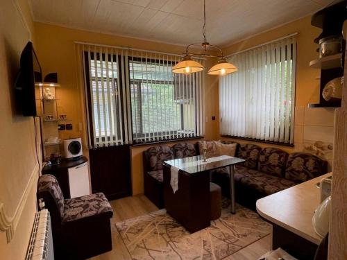 Iekārtas, Z-apartment in Tryavna in Tryavna