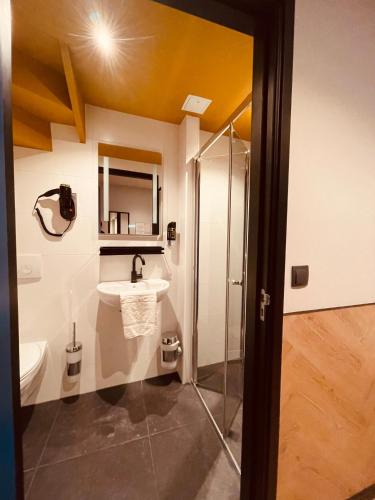 Budget Hostel Heart of Amsterdam - image 8