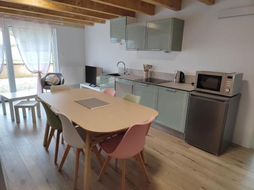 Gîte indépendant au calme "les coccinelles" gîte à louer Arcey