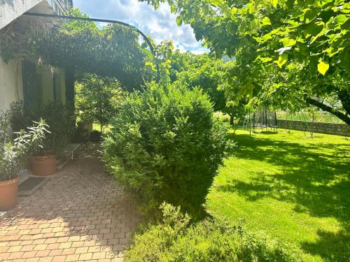 la villa provençale (la villa provencale) in La Motte-Chalancon