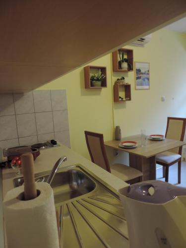 Apartment " Palmin dvor"-Jercic 5