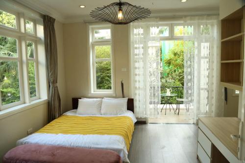 Luxury Garden Villa with premium spa 4 bedrooms Ciputra