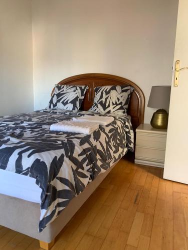 PAVILLON & Jardinet A 5 MN PARIS , 30 MN STADE de FRANCE au pied du RER B in เคฌอง