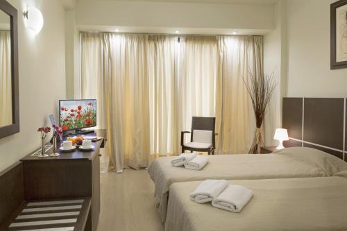 Blue Sea Hotel Alimos - image 2