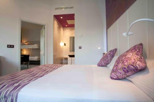 2 bedrooms, 2 beds