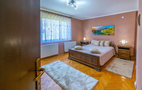 FamilyApartment in Smailagića Polje