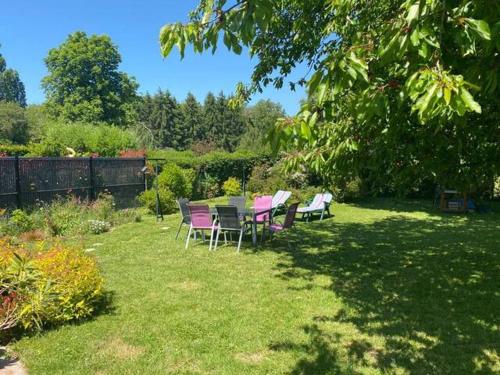 maison avec beau jardin arboré - Location, gîte - Torcy