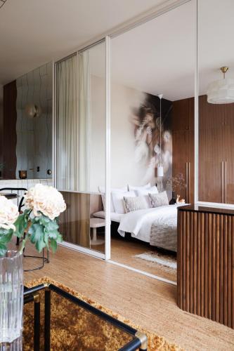 Vintage Glamour Suite, parveke, parkkipaikka in Meilahti