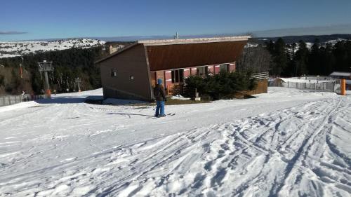 chalet le pastoral - Location saisonnière - Saint-Anthème