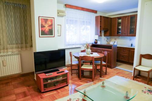 SkopjePad - Centrally Located, Stylish Pad, Skopje (photo 9)