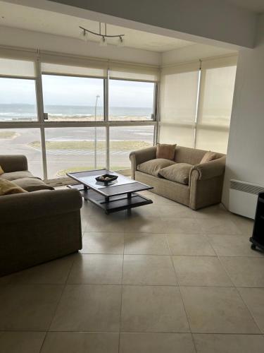Frente al mar